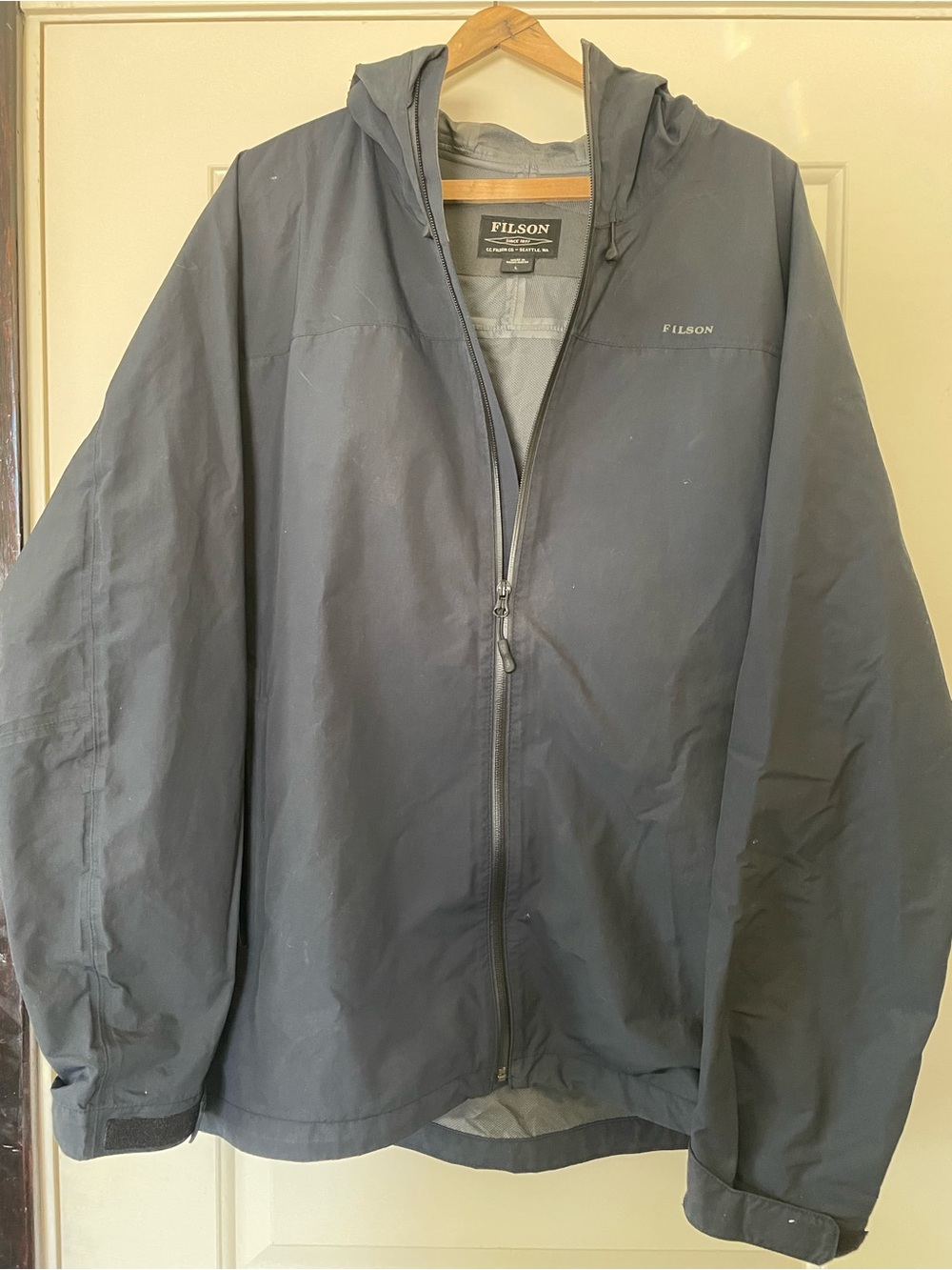 Filson swiftwater Men's Hooded Zip Jacket in Gray-Blue/dark denim